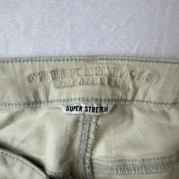 American Eagle Jeans Womens 14 White Hi-Rise Jegging Distressed Denim Stretch - Picture 9 of 14